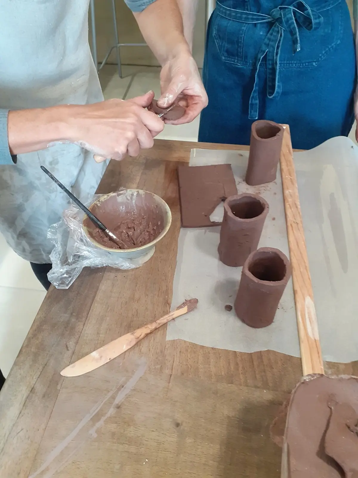 Initiation au tour de potier ou modelage