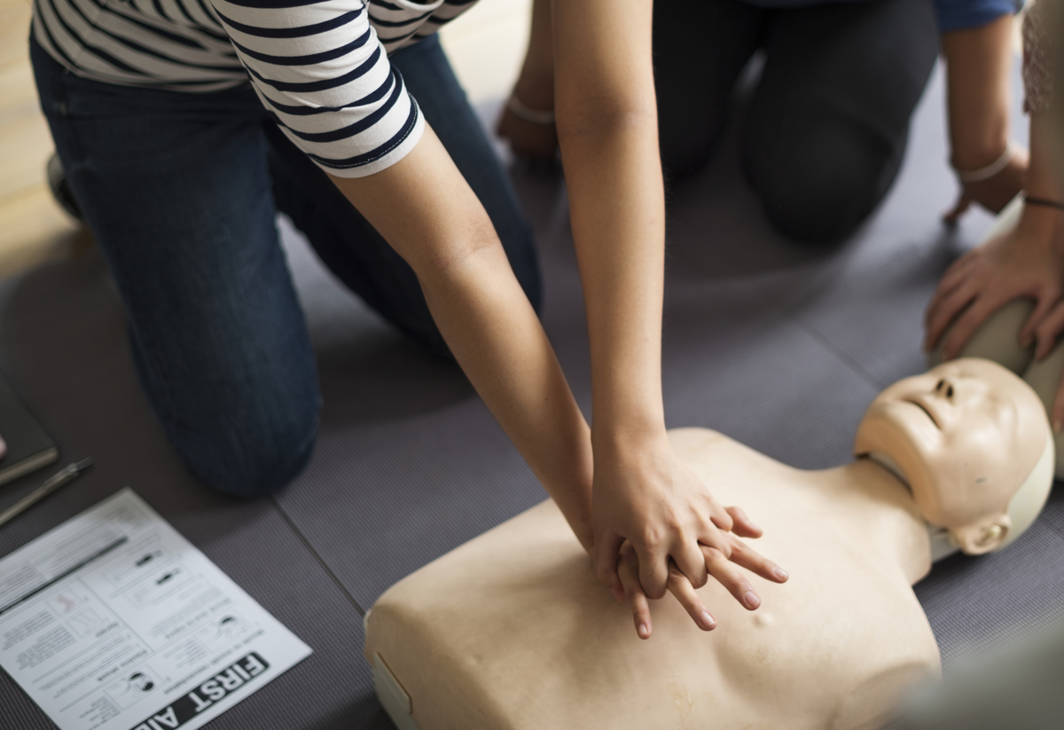 Initiation Aux Gestes Qui Sauvent
