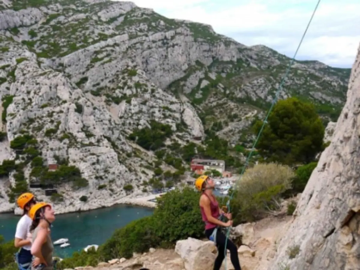 Initiation Escalade dans les Calanques de Marseille (13)