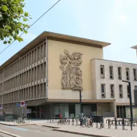 Le bâtiment de l'INSA, boulevard de la Victoire à Strasbourg &copy; JDS