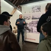 Instant Système D-[DAY]. Quand les paysans normands réutilisent le matériel militaire de la seconde guerre mondiale