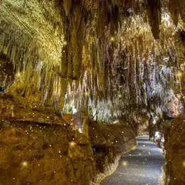 Instants de fées dans la Grotte de Domme