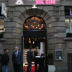 Intemporel Bar Club