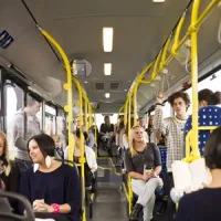 Pratique et économique, le bus est un des transports en commun les plus utilisés &copy; Gemenacom - fotolia.com