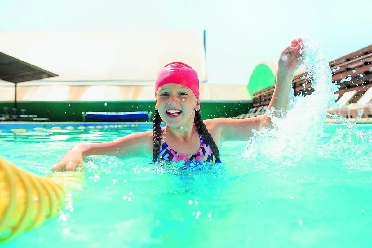 J’apprends à nager au MON