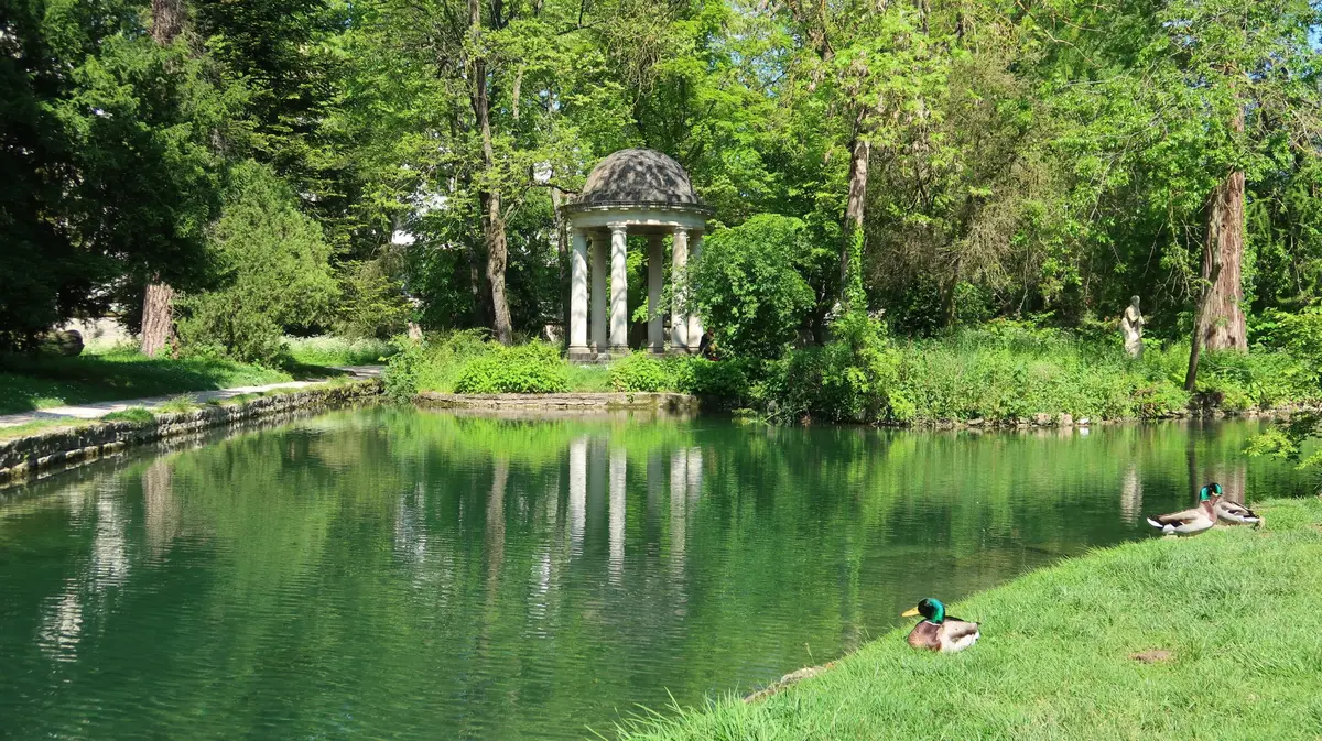 Jardin de l'Arquebuse (planétarium, muséum, jardin botanique)