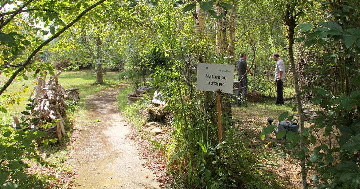Jardiner autrement : des formations pour apprendre à réduire et valoriser ses déchets de jardin