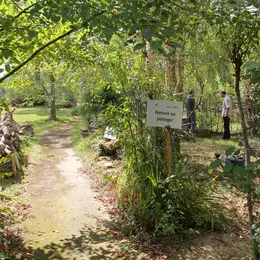 Jardiner autrement : des formations pour apprendre à réduire et valoriser ses déchets de jardin