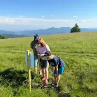 Des participants en pleine recherche ! DR