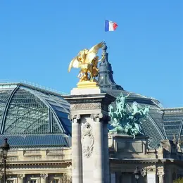 Jeu de piste en autonomie : un oubli près des Champs Elysées