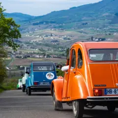 Jeux et rallyes en 2CV à Dagneux (01)