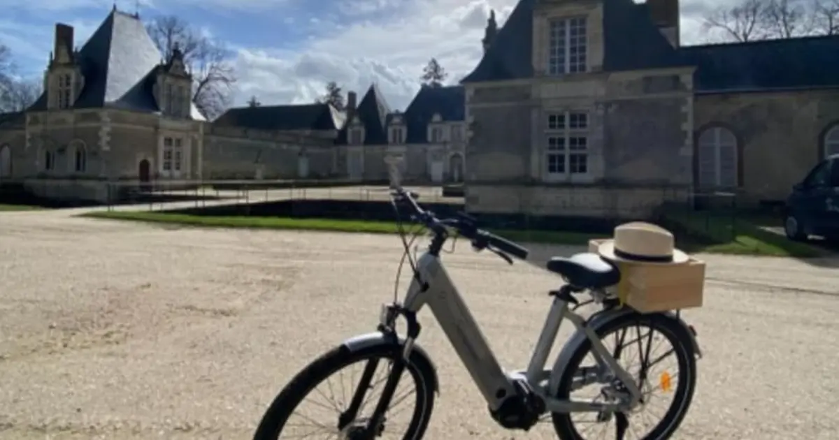 Journée à vélo électrique au château de Chambord depuis Tours