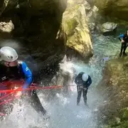 Journée canyoning intégral au canyon de Montmin (74)