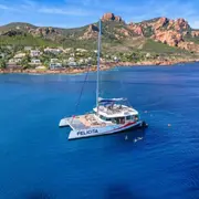 Journée catamaran vers les îles de Lérins depuis Saint-Raphaël