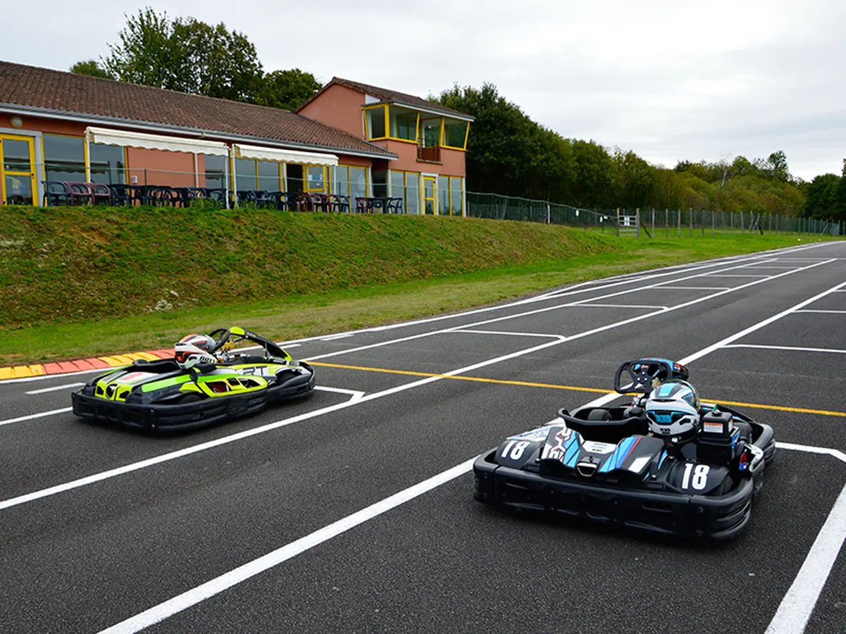 Journée de karting et de solidarité contre le cancer