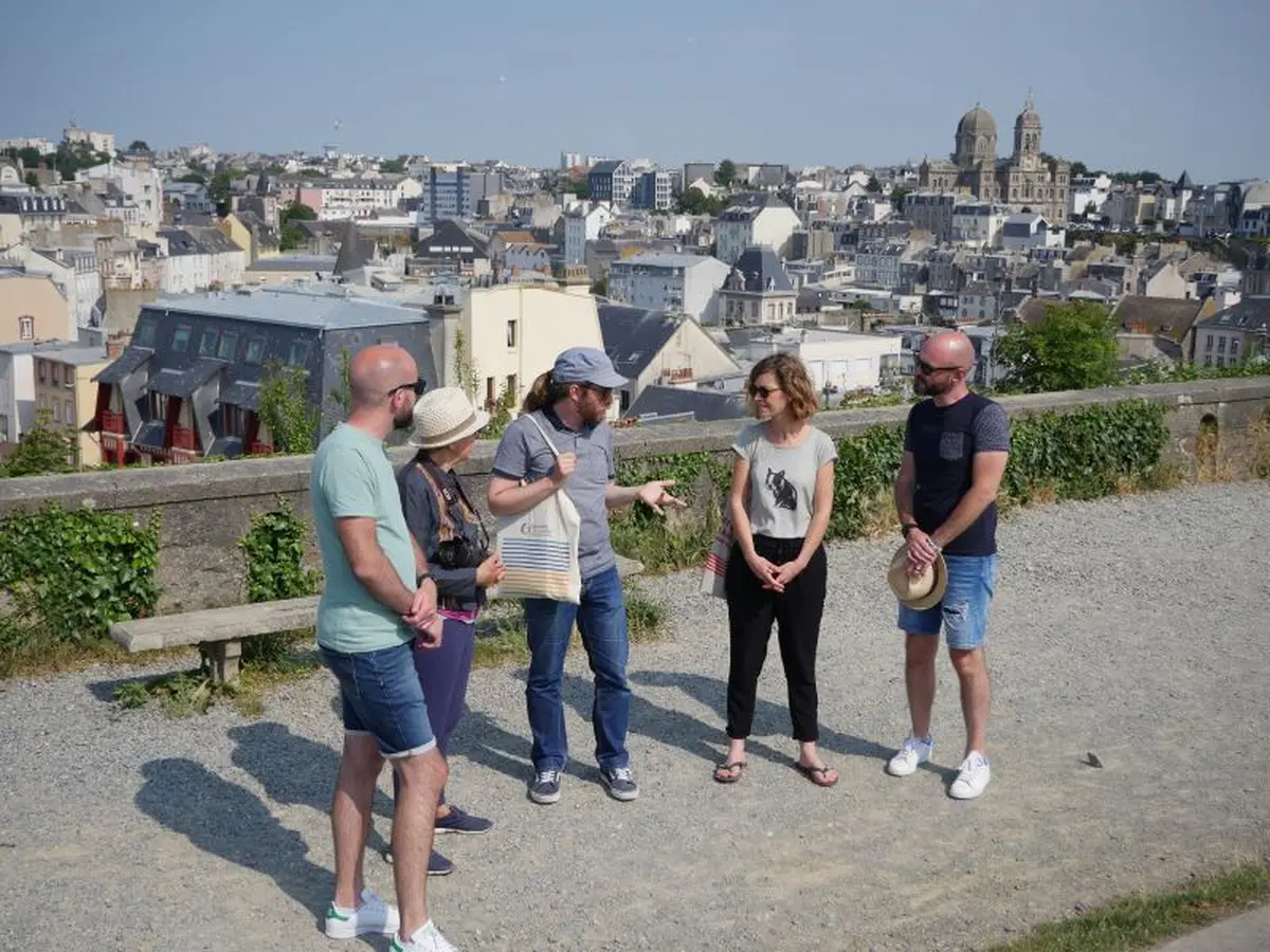 Journée du Patrimoine : Visite commentée de l'Office de Tourisme : La Haute-ville et ses remparts