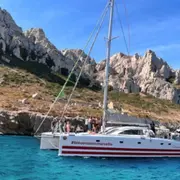 Journée en catamaran & baignade dans les Calanques (13)