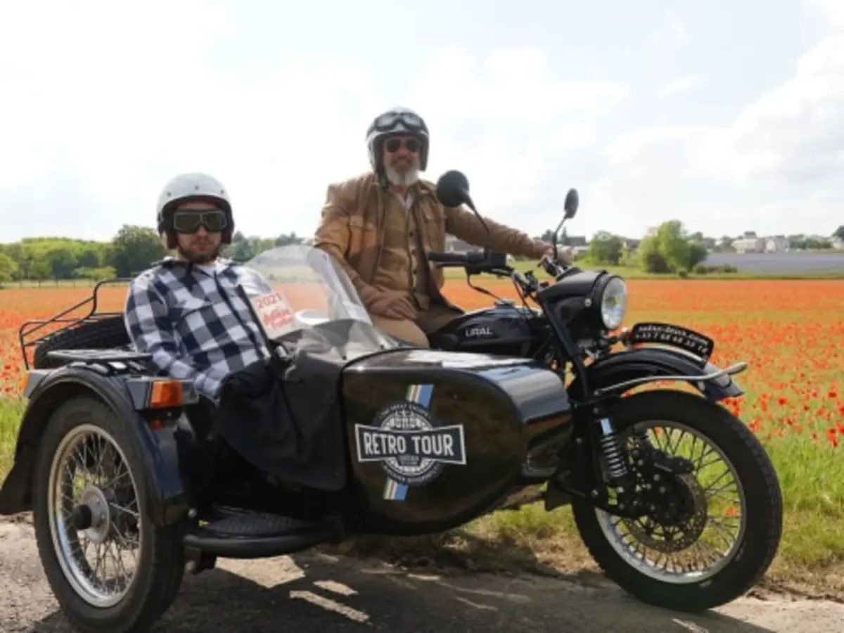 Journée en side-car à la découverte de la région de Tours