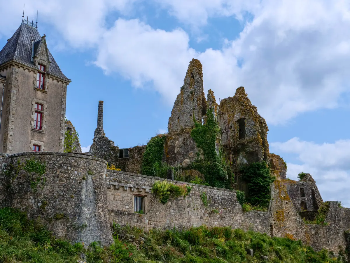 Journées du Patrimoine - Château de Bressuire - Visite du chantier de Logis du château