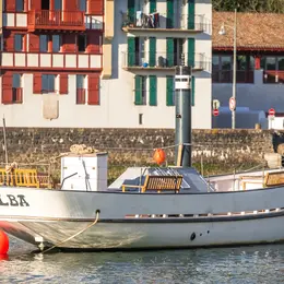 Journées européennes du patrimoine : Promenades en rade : chaloupe Alba Association Trois-Mâts Basque