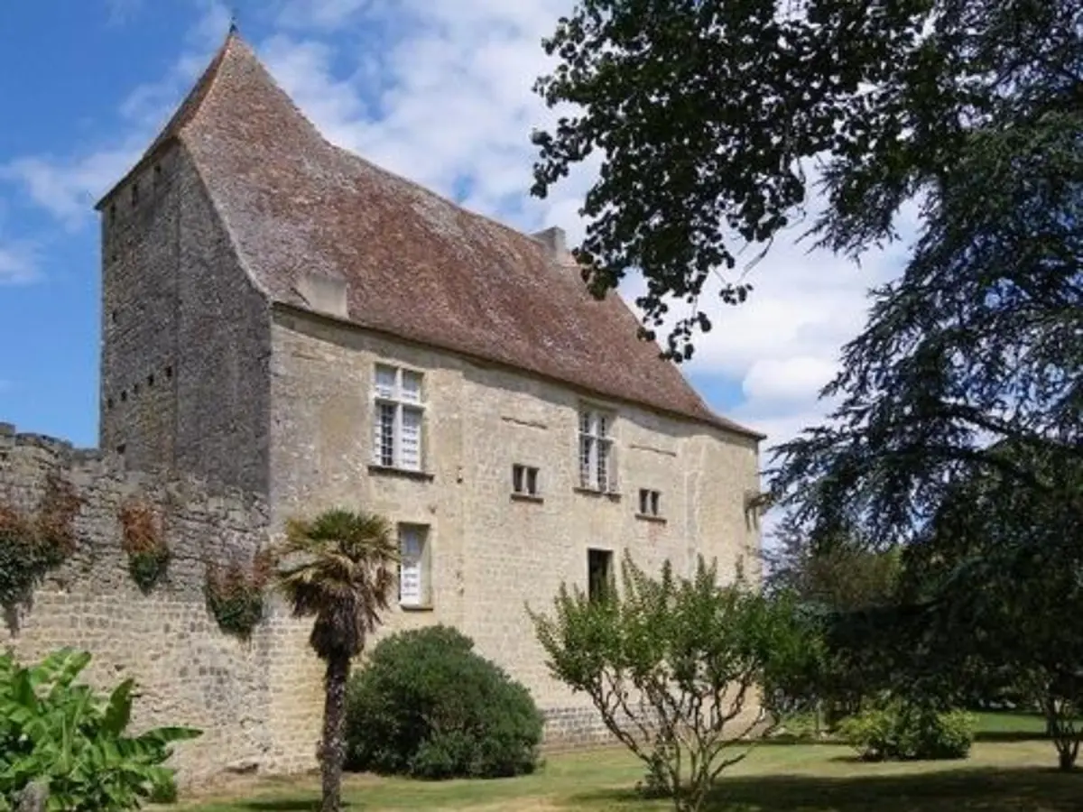 Journées européennes du patrimoine : Visite guidée du château de Lavison du XIIIème siècle intérieur et extérieur