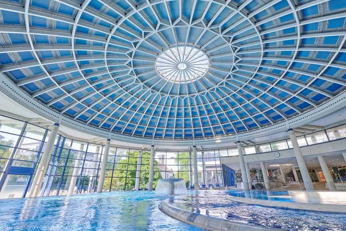 Jours fériés en mai : offrez-vous une vraie pause aux thermes Caracalla