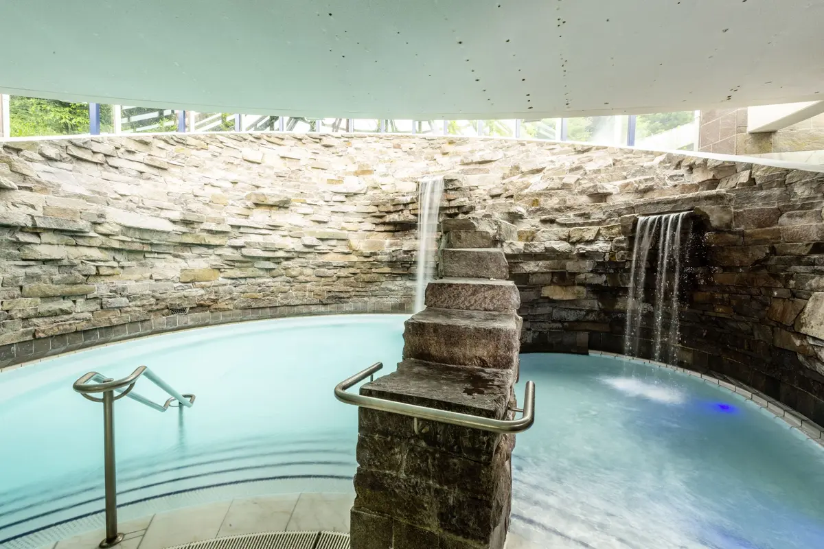 Jours fériés en mai : offrez-vous une vraie pause aux thermes Caracalla