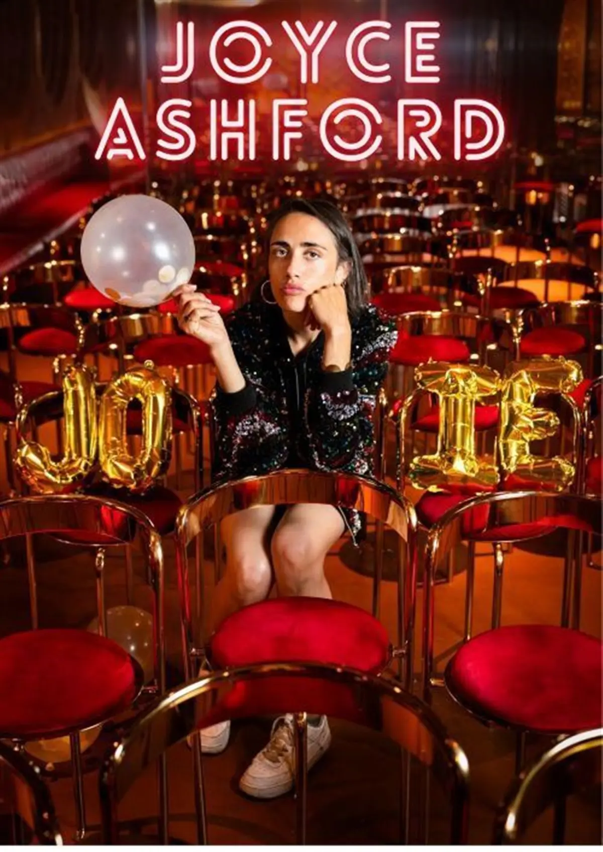 Joyce Ashford dans Joie