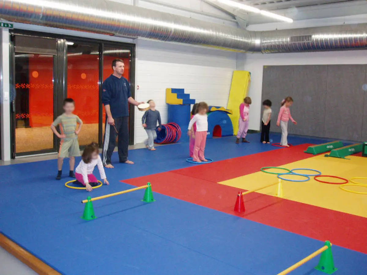 Judo ou atelier de l'école municipale d'arts plastiques (6-8 ans)