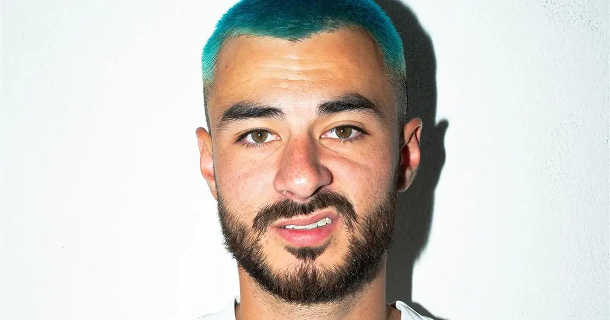 Julien Vinh dans Couronne