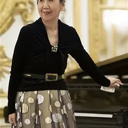 Junko Okazaki, piano : Fauré, Ravel
