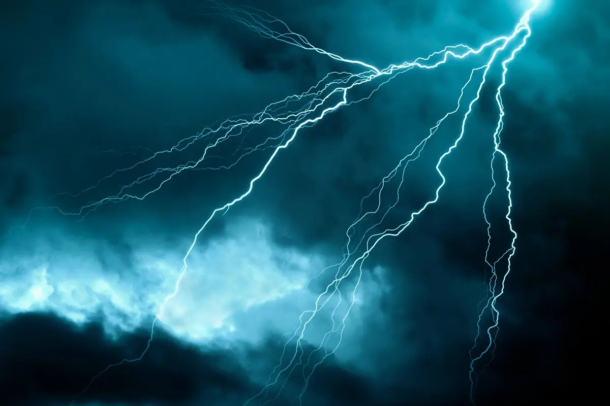 Jusqu’à 38 °C puis des orages de grêle : le week-end s’annonce explosif en France