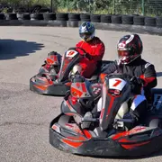 Karting à Châteauneuf-sur-Isère (26)