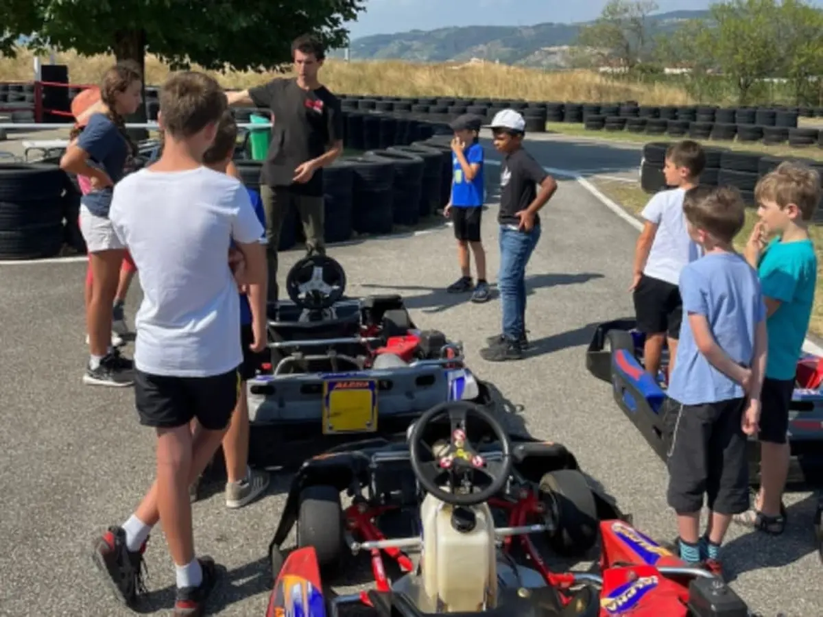 Karting enfant à Châteauneuf-sur-Isère (26)