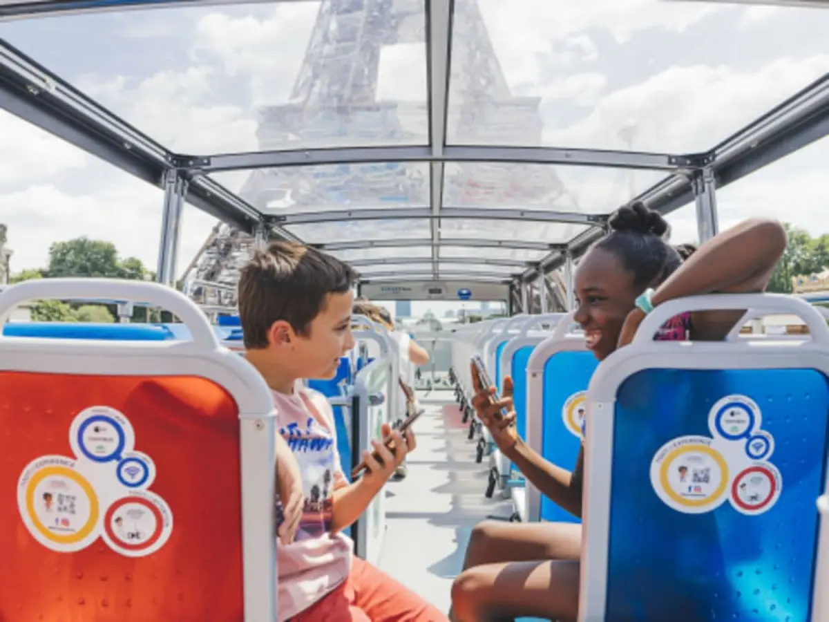Kids Tour Paris en bus touristique Tootbus (75)