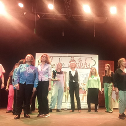 Kiosques en fête : Choeur d'Arti'show chante au parc de Choisy