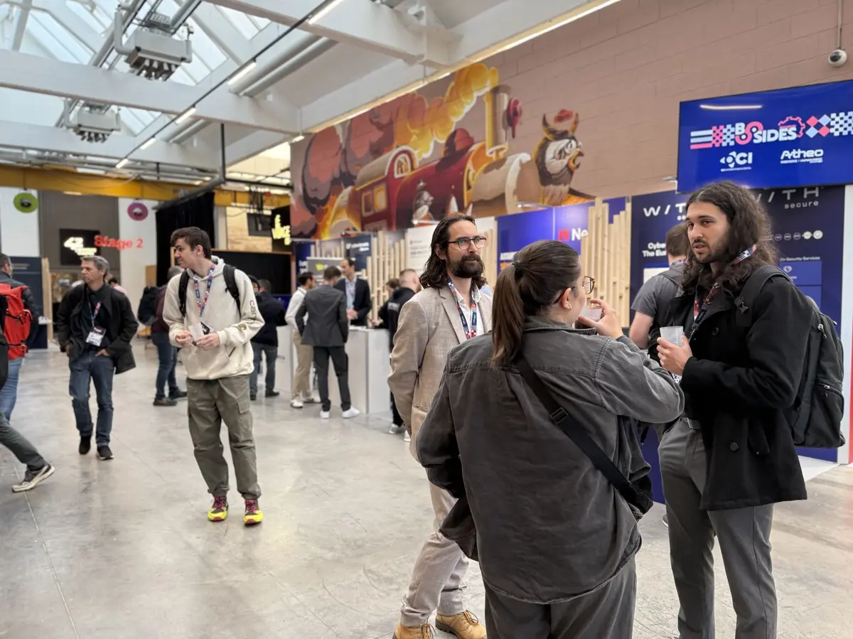 KMØ accueille tout type de formats professionnels : séminaires, conférences, soirées d’entreprise, salons ou job datings.