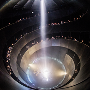 L'absolu, un spectacle de cirque vertigineux et poétique au Théâtre Silvia Monfort