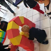 L'architecture en pleines formes à Château-Renault - Les vacances des 2-5 ans