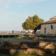L'Association Mémoire d'Andernos à l'office de tourisme