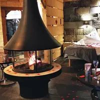 Qu'on est bien au coin du feu... DR