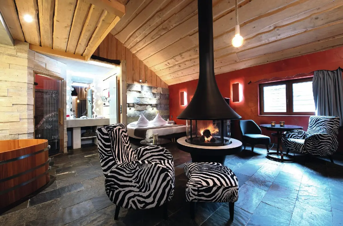 Réchauffez-vous près de la cheminée