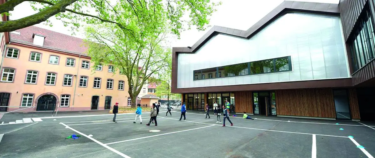 L'Ecole cour de Lorraine à Mulhouse