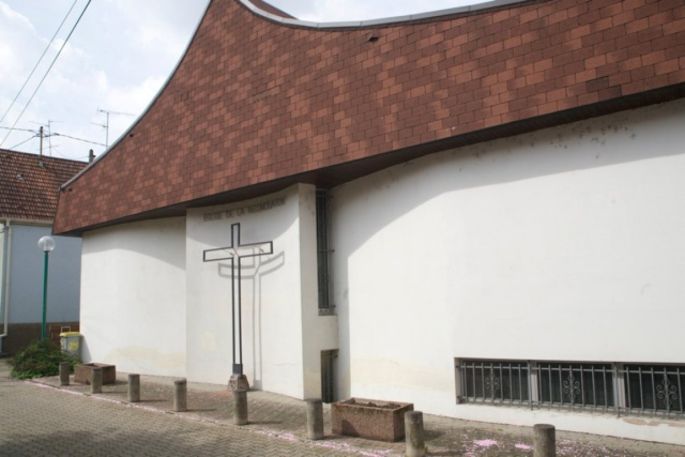 L\'église protestante de Hoenheim vue depuis la rue des Voyageurs