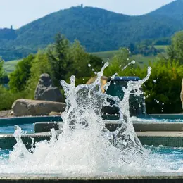5 spa et piscine couvertes pour se détendre en famille