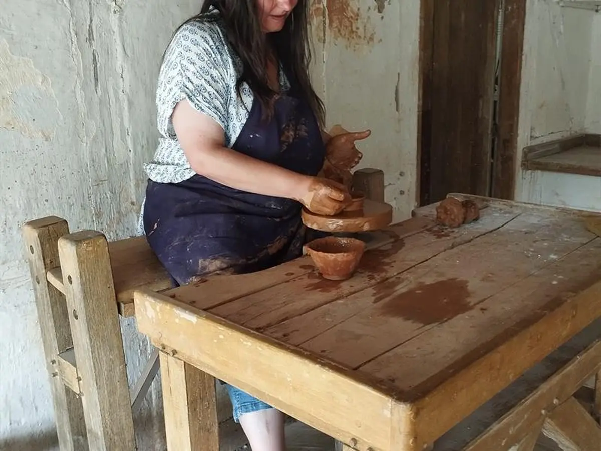 L'été des Curieux - Démonstration de poterie antique