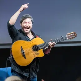 L'exceptionelle : entre mémoire et présent : spectacle de Tony Putaggio