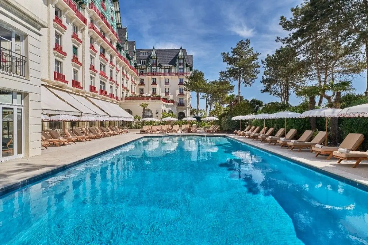 L’Hermitage Barrière La Baule, hôtel mythique de Loire-Atlantique, fête ses 100 ans