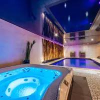 Découvrez l'espace détente du Cheval Blanc - Best Western Plus DR
