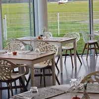 Au bord des pistes &copy; M.O.